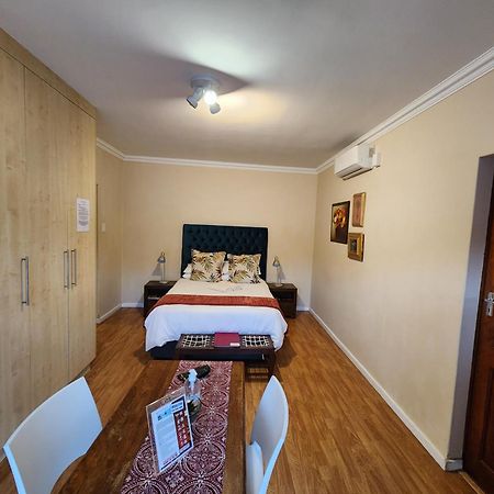 Jenvey House Selfcatering Apartments & Bnb Port Elizabeth Ngoại thất bức ảnh